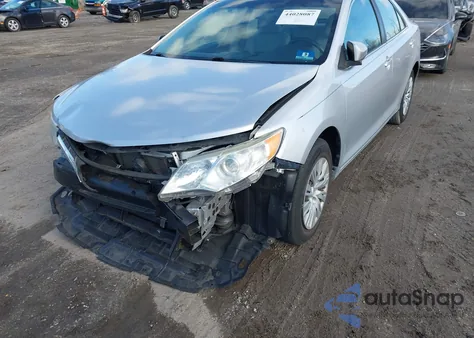 2012 Toyota Camry Le z USA, uszkodzony, nr VIN 4T1BF1FK0CU075179
